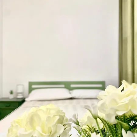 La Perla Di Bordonaro דירה צ'פאלו