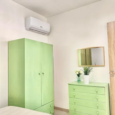 דירה La Perla Di Bordonaro *