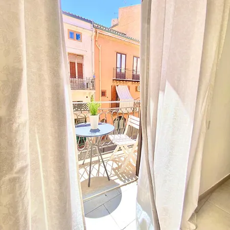 דירה La Perla Di Bordonaro צ'פאלו