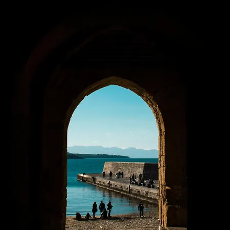 La Perla Di Bordonaro 公寓 切法卢